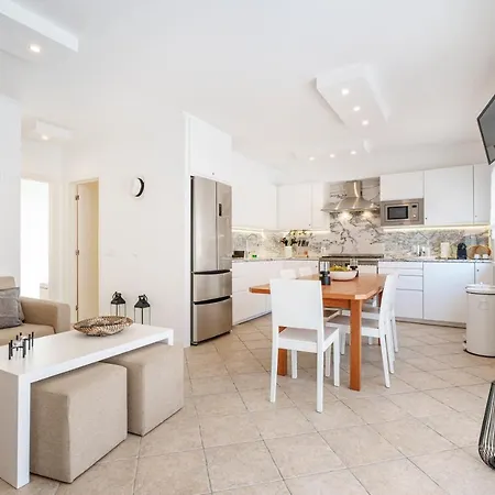 Charming Apartment-1 Minute To The * Nazare