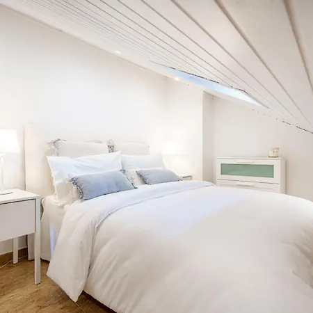 Appartement Charming Apartment-1 Minute To The *