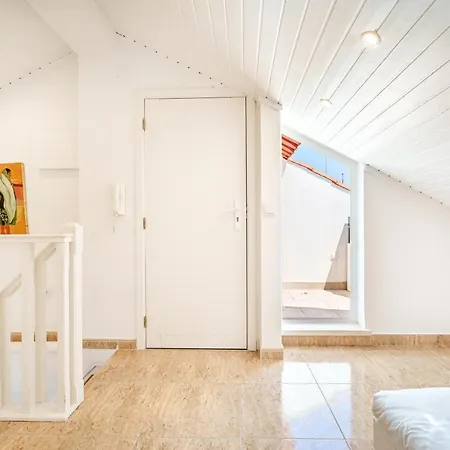 Appartement Charming Apartment-1 Minute To The